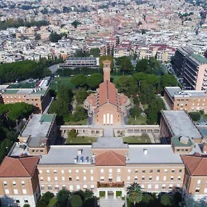 Casa La Salle - Casa Religiosa Pensión