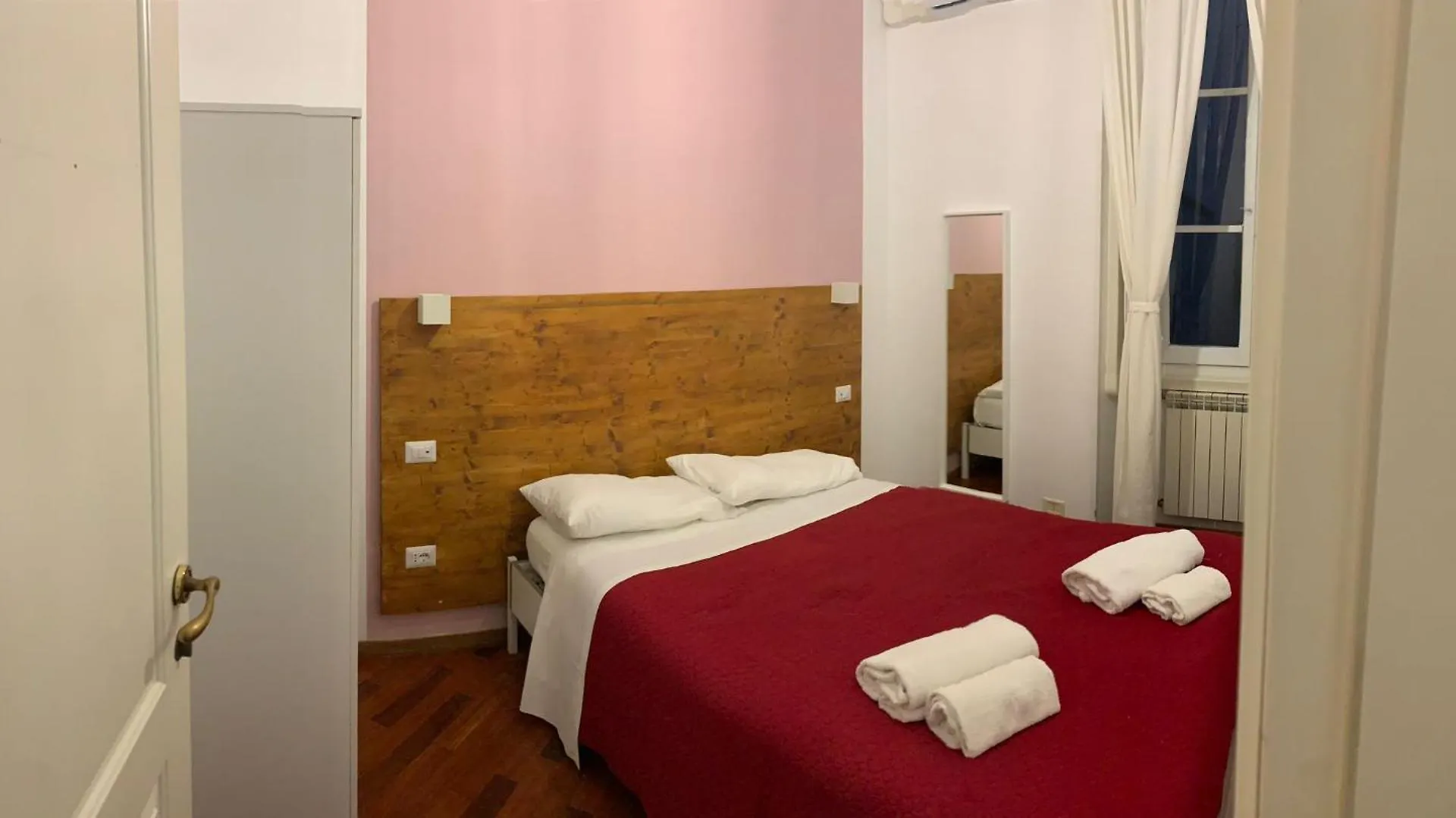 Hotel Domus Filiberto Roma 0*,